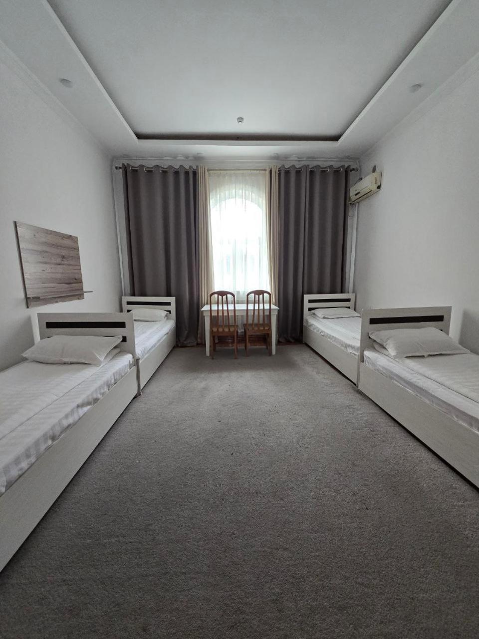 Guesto Hostel Tashkent Luaran gambar
